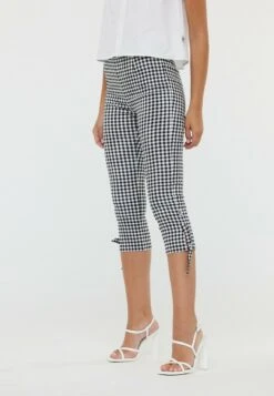 Lee Cooper Georgia - Shorts - Navy 9 Lee Cooper Georgia - Shorts - Navy -Lee Cooper 26d35a1e35c04740b047a39a7f0f5d6b