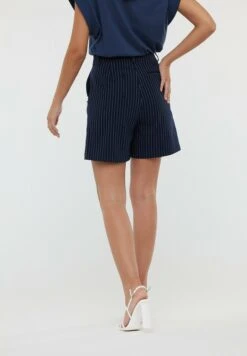 Lee Cooper Nylia - Shorts - Navy 8 Lee Cooper Nylia - Shorts - Navy -Lee Cooper 4f3aaf1f5d3648e5a1acdb579c3ea3bf
